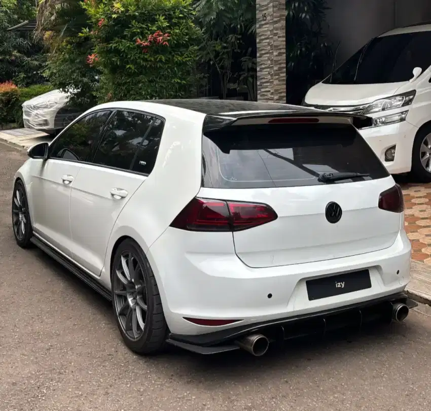 MURAH. VW Golf MK7 2013 volkswagen mk 7 tsi scirocco