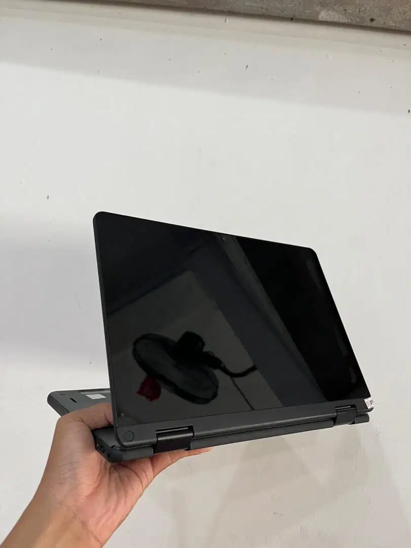 LENOVO LAYAR SENTUH MODEL TABLET BISA DI LIPAT SPEK TINGGI CORE i5