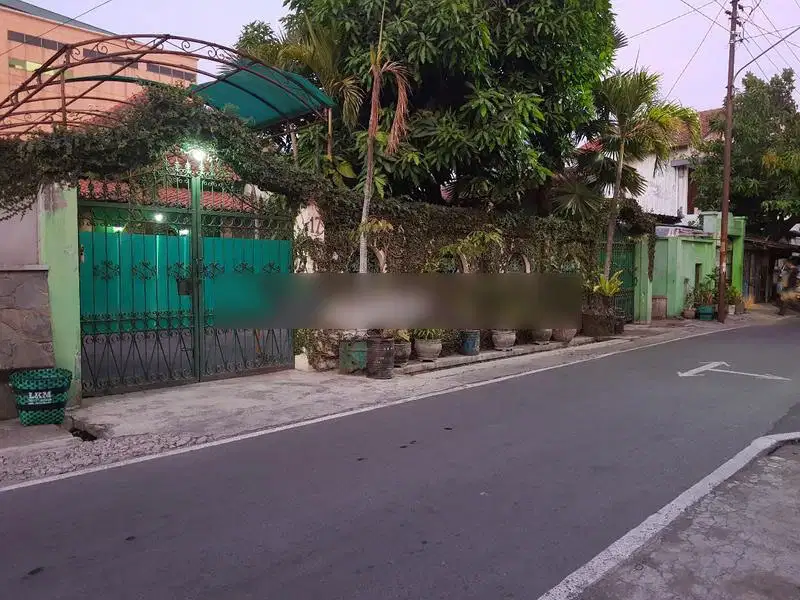 Rumah etnik jawa tengah kota di penumping laweyan solo