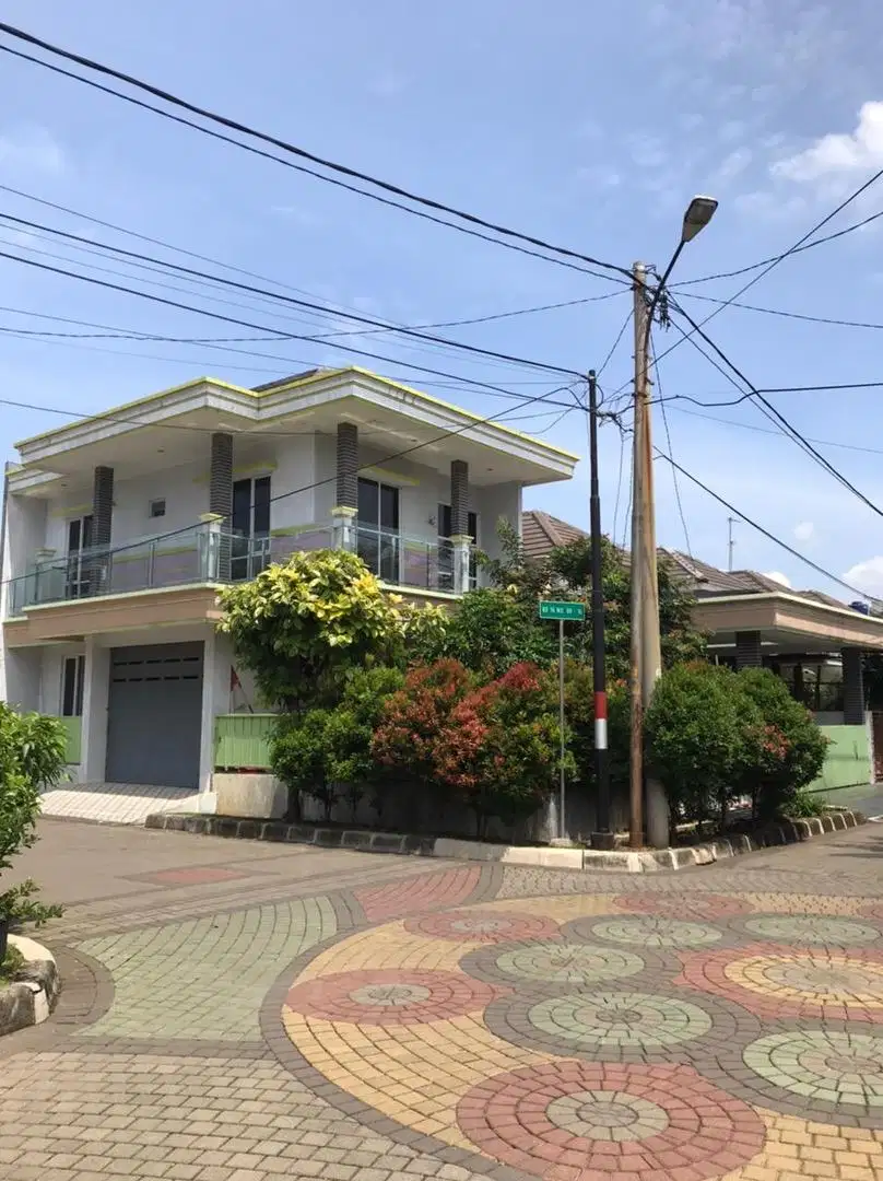 Rumah Hoek Minimalis Dalam Cluster Di BCC