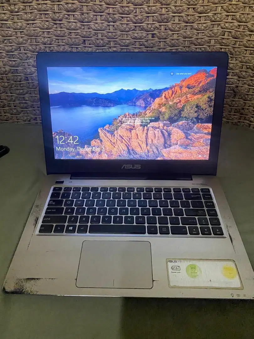 Jual laptop Asus A456UR