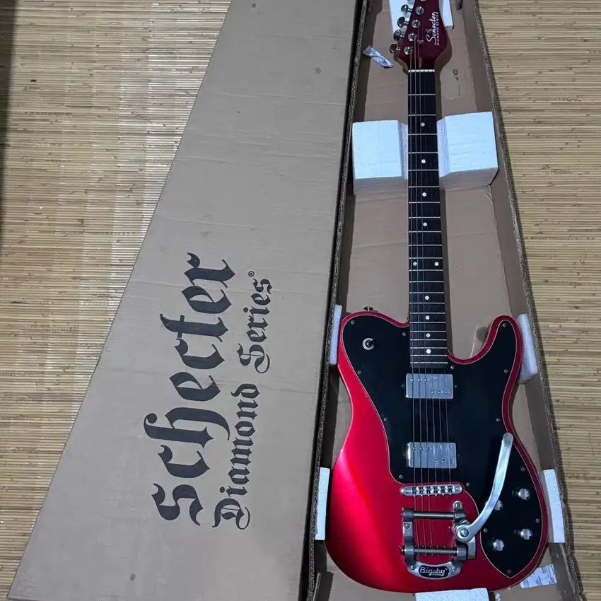 Schecter “telecaster” Pt fastback II Bigsby