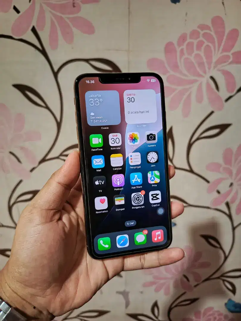 BISMILLAH IPHONE XS MAX 64GB