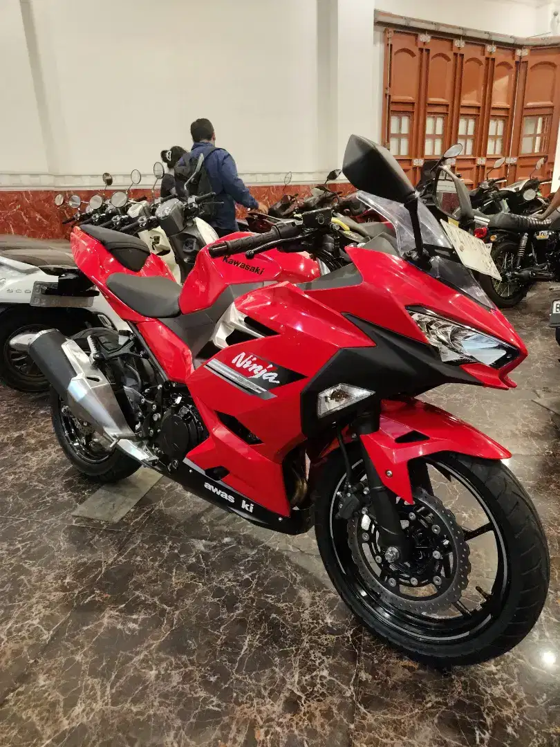 DP 3,5 JT NEW NINJA 250 TH 2023 KM 2RB,MULUS KAYA BARU,KTP DAERAH BISA