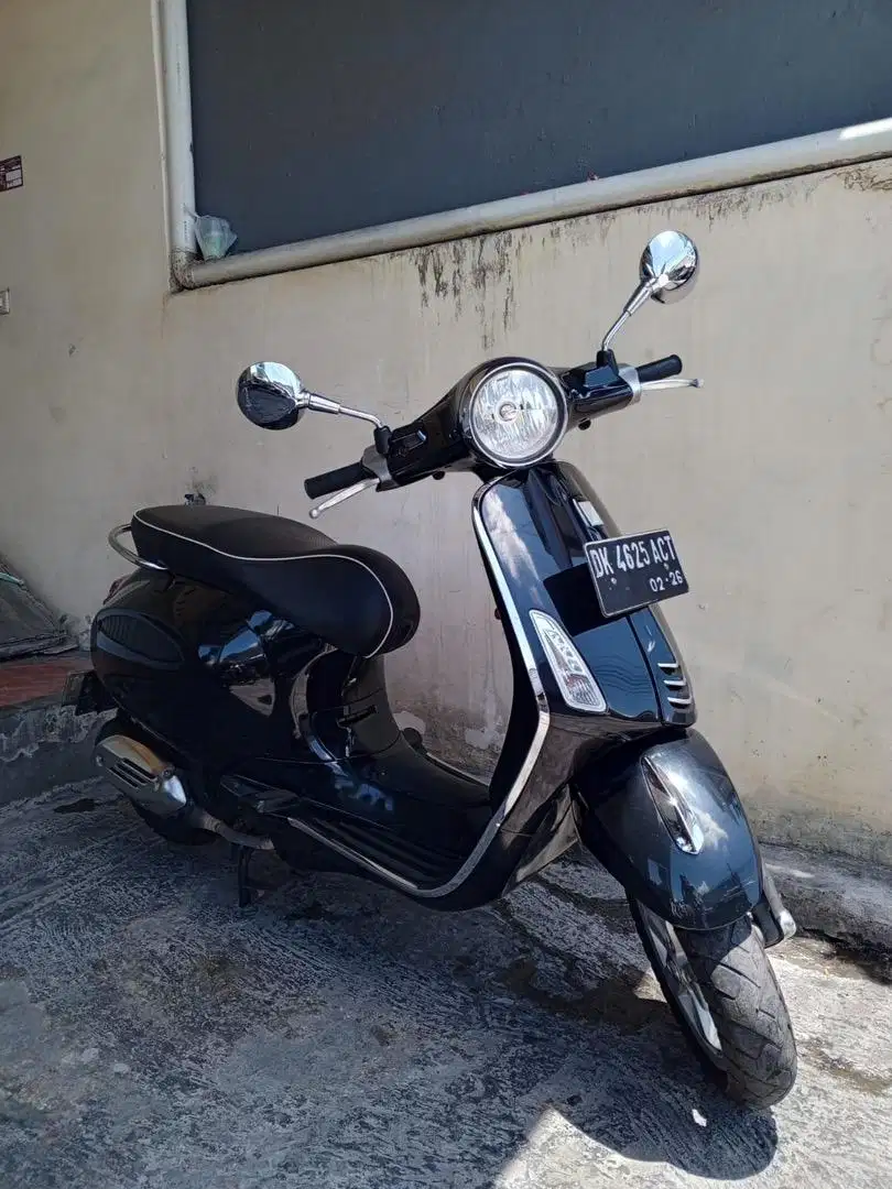 Vespa Primavera 2015 Black!!