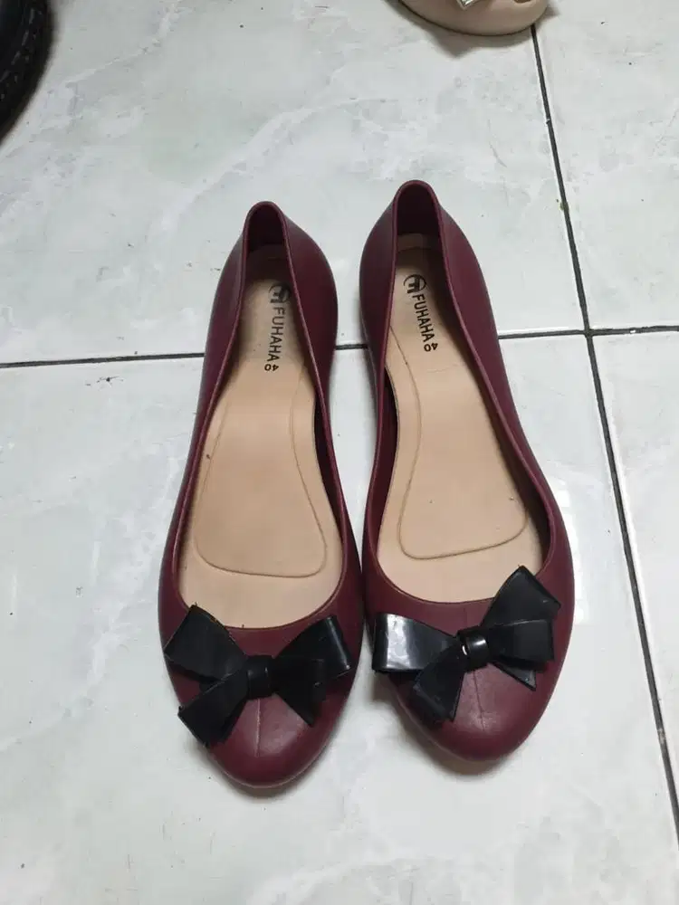 SENDAL / SEPATU WANITA FLAT SHOES 2 PASANG MURAH