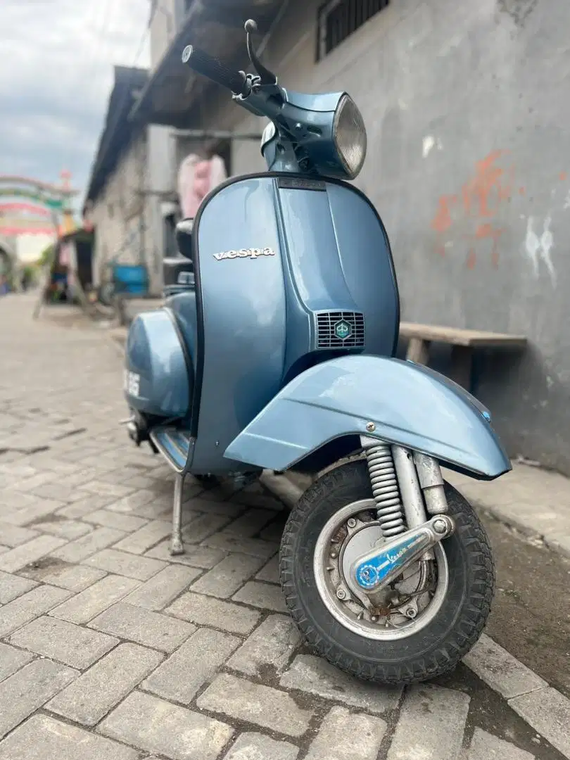 Vespa strada 86