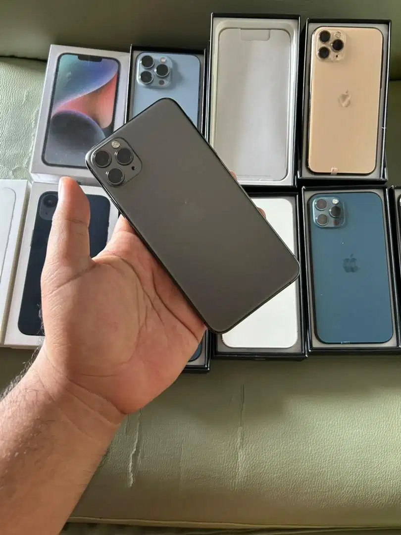 Harge net iphone 11 promax 256gb inter mulus bisa semua kartu no minus