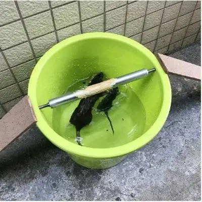 Jebakan Perangkap Tikus Rolling Bar Batang Berputar Umpan Rat Trap