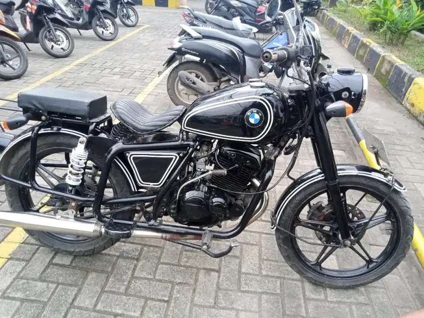 Custom Bobber BMW