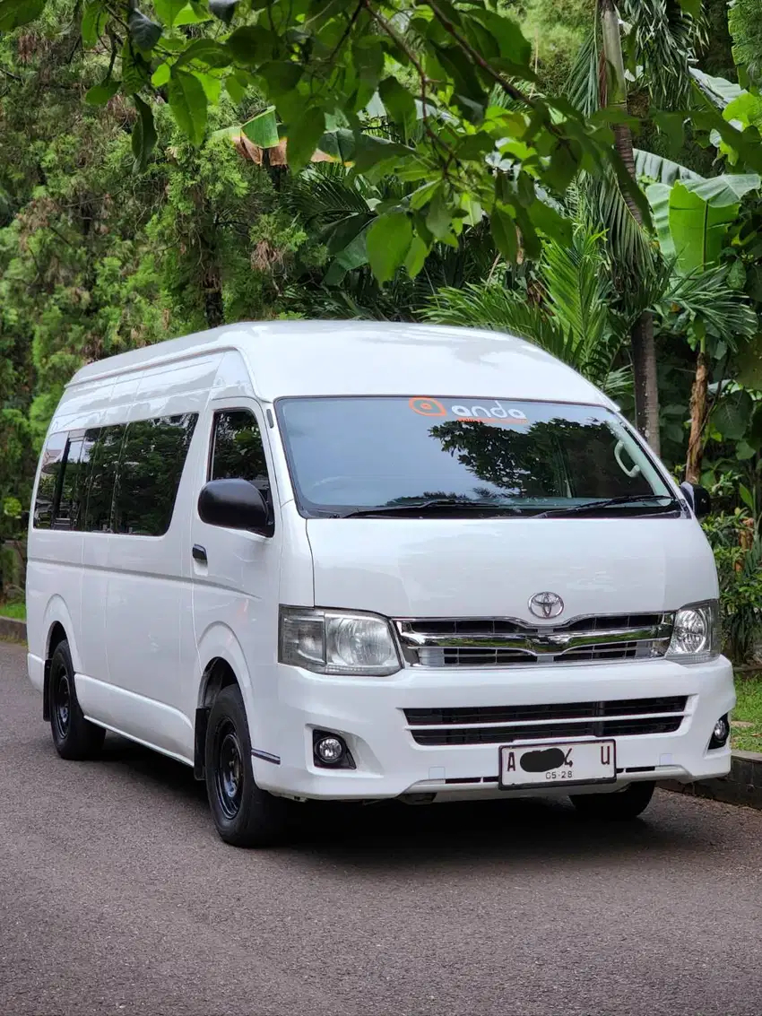 Jual Cash Toyota Hiace Commuter 2.5 (MT) 2013