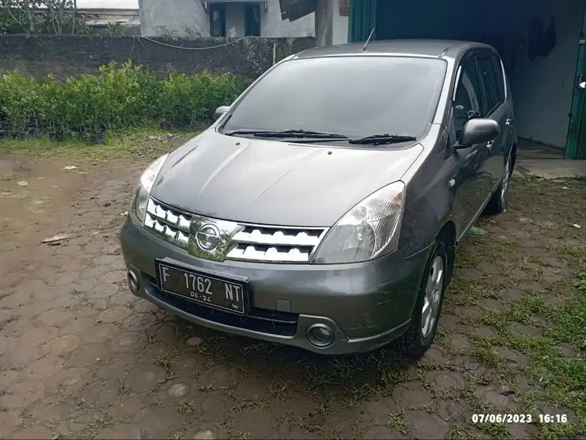 Di Jual Nissan Livina 1.5(4x2) A/T tahun 2008