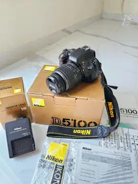 Nikon D5100 kondisi antik