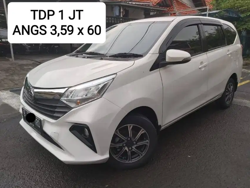 TDP Hanya 1 Juta Daihatsu Sigra 1.2 R AT 2021 Putih