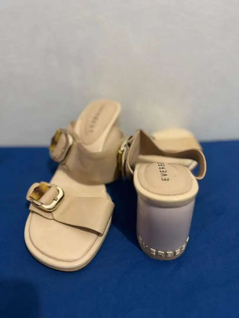 Pre❤️ sandal everbest size 37