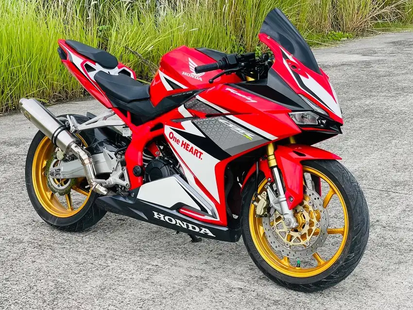 Honda cbr 250rr red racing cbr 250rr cbr250 rr honda cbr 250 babby rr