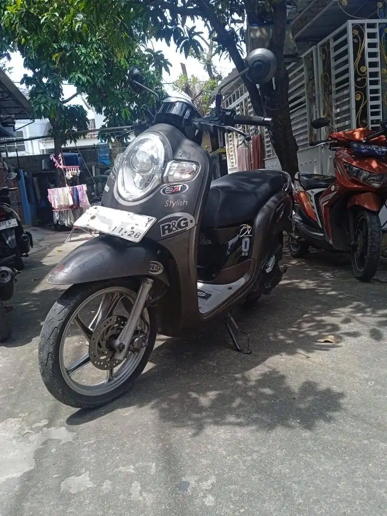 DIJUAL MOTOR SCOOPY TAHUN 2018