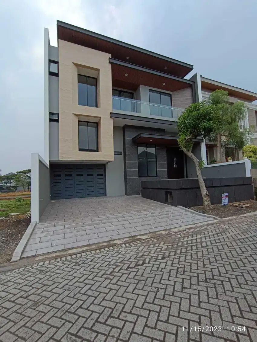 RUMAH CITRALAND WATERFRONT SURABAYA BARAT MEWAH MODERN MINIMALIS