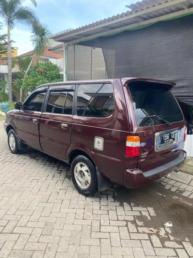 Full original toyota kijang kapsul LGX diesel tahun 2001