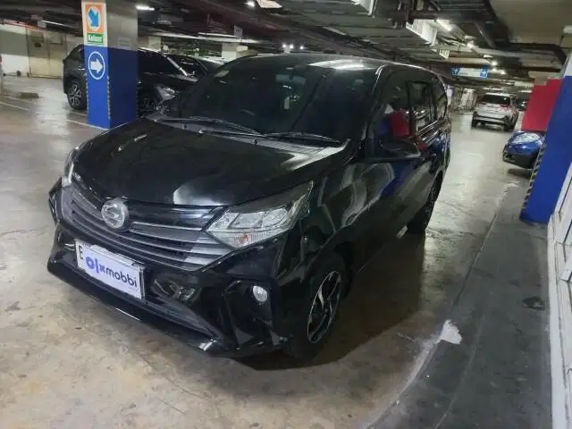 DP Rendah  13JT Daihatsu Sigra 1.2 R Bensin-AT 2024 Hitam