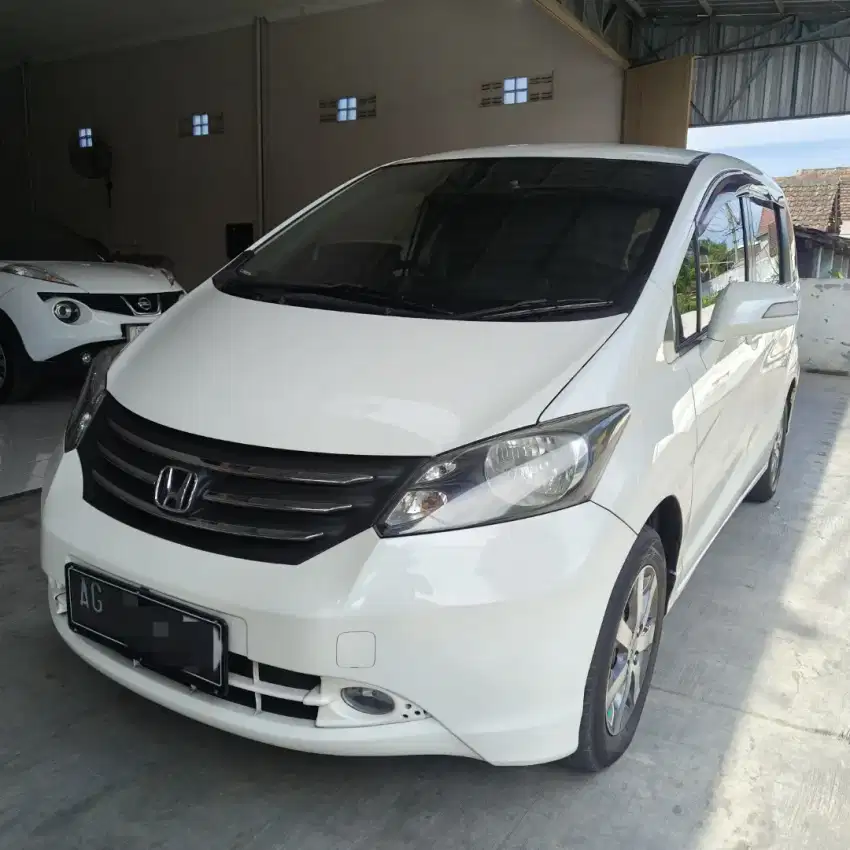 Freed 1.5 E PSD MATIC 2012.Asli Jatim.sienta.serena