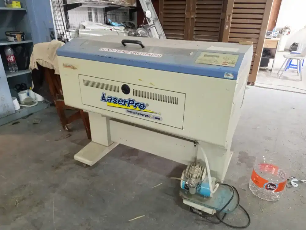 Mesin laser GCC mercury