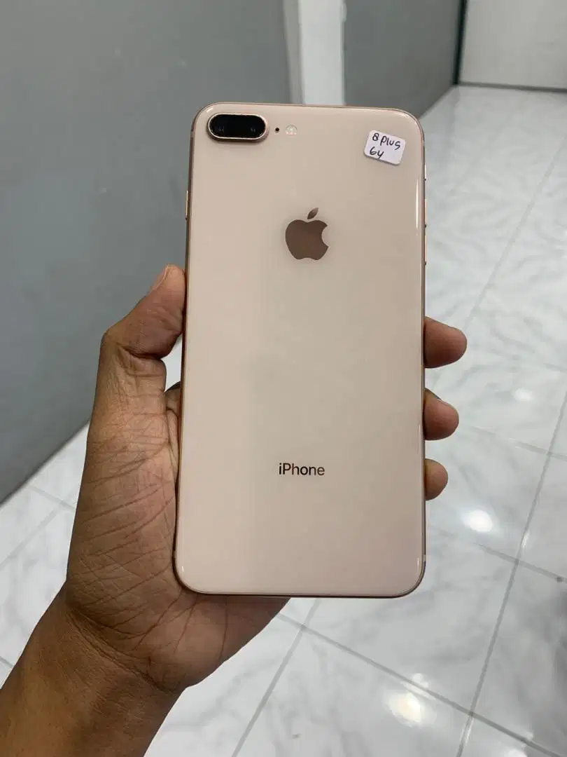 IPhone 8 Plus 64 GB ALL OPERATOR