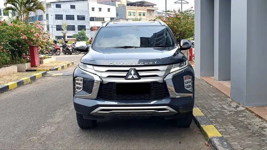 Mitsubishi Pajero 2.4 Sport Dakar Sunroof Facelift Diesel 2023 Low KM