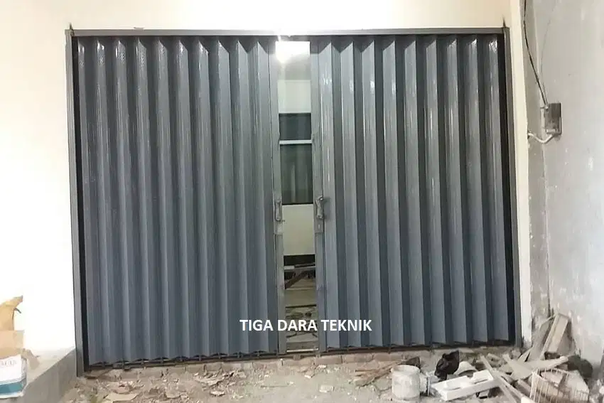 Pasang Folding gate / harmonika & Rolling door bandung, tigadarateknik