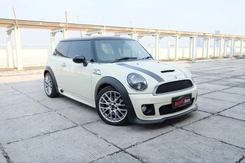 2014 MINI COOPER S JCW 1.6 RARE ITEMS