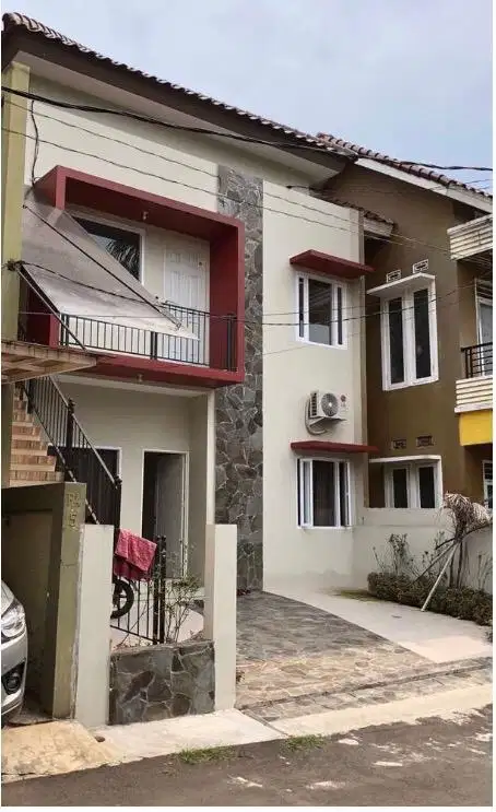 RUMAH DIKONTRAKAN MURAH - DEPOK DEKAT AKSES UI - BARU RENOV