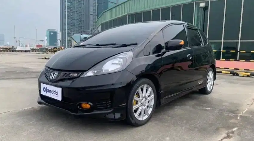 [OLXmobbi] Honda Jazz 1.5 RS Bensin-MT 2013 Hitam