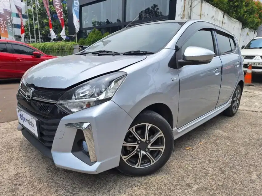 DP Rendah  11JT Daihatsu Ayla 1.2 R Bensin-MT 2020 Silver