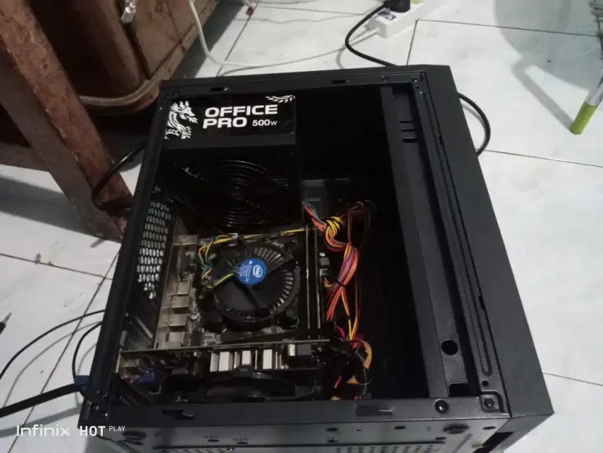 Service Laptop dan Komputer juga melayani jual beli laptop dan PC