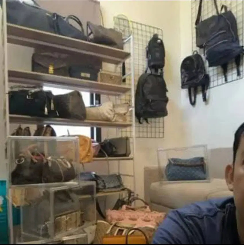 Dicari Pegawai untuk live shopee jualan tas