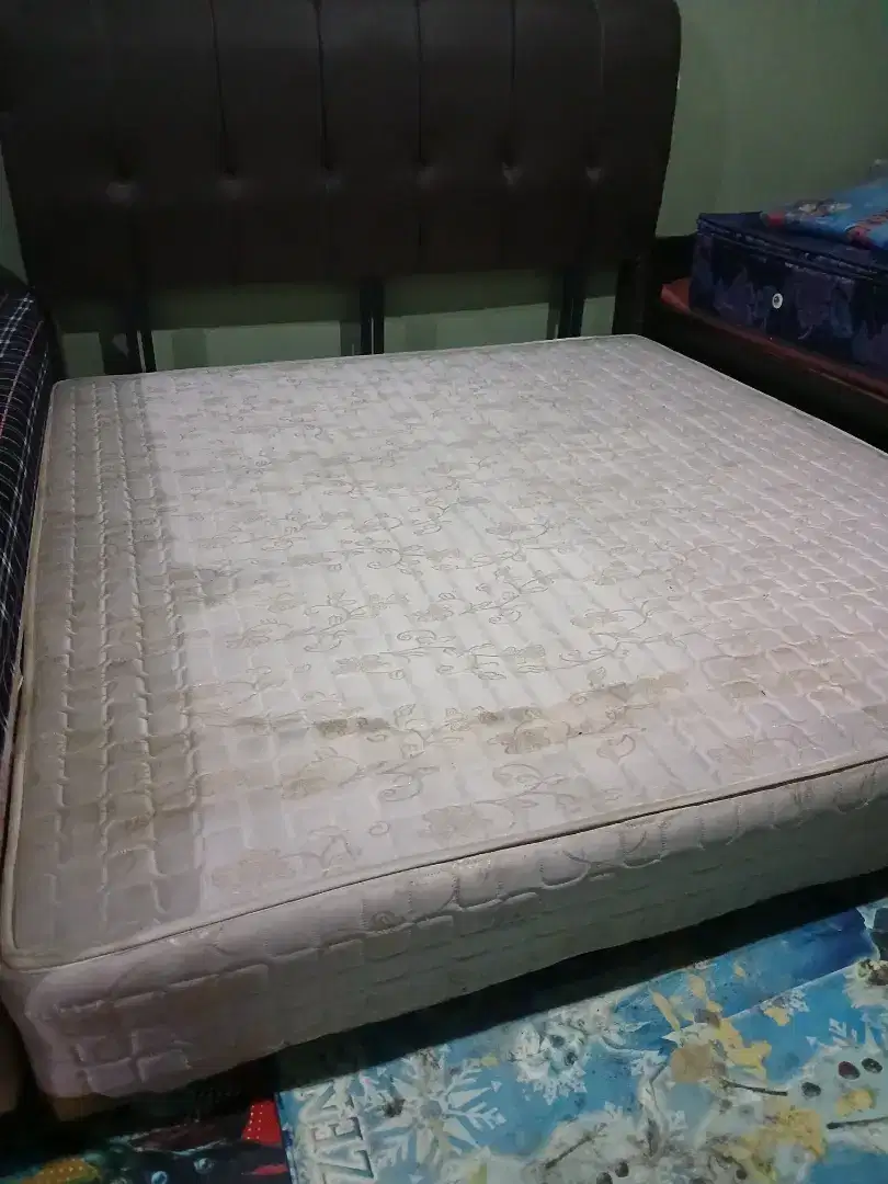 Dj divan tempat tidur uk  jumbo plus sandaran kepala