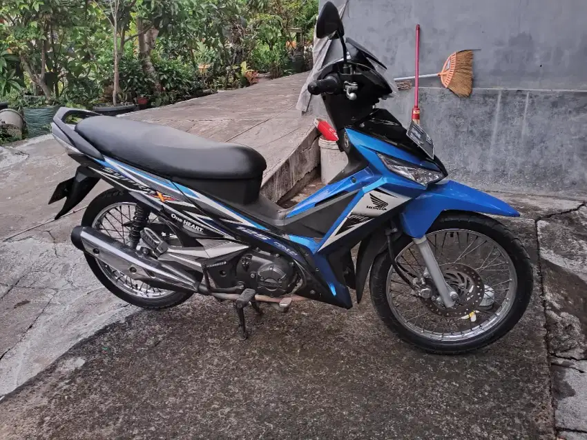 Supra X 125 FI 2014