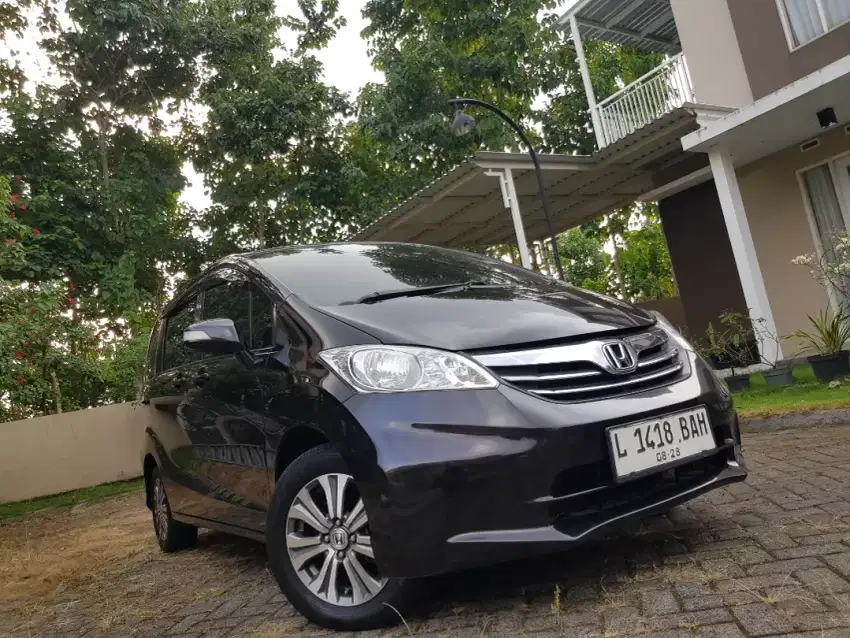 Honda Freed E PSD 2012 Burgundy Metalik Full ORI Pemakaian Pribadi