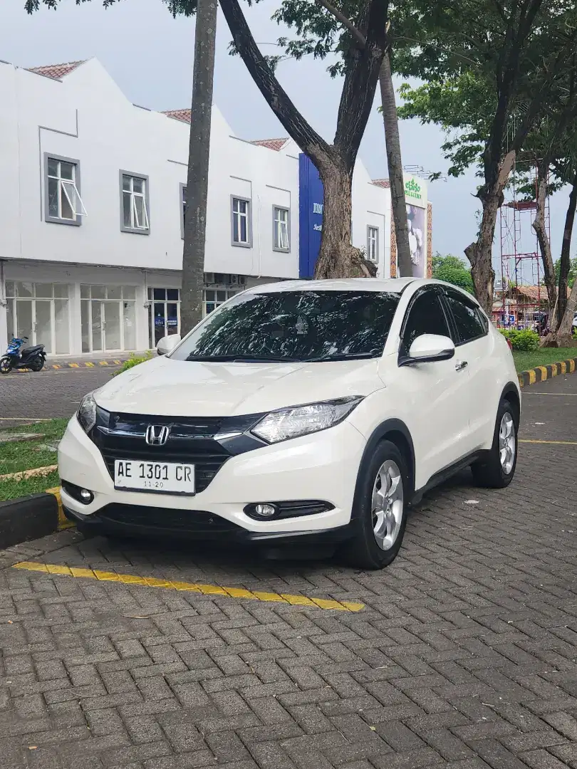 HONDA HRV E CVT 2016 PAJAK PLAT BARU