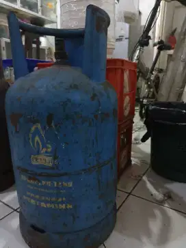 dijual cepat tabung gas LPG 12 kg