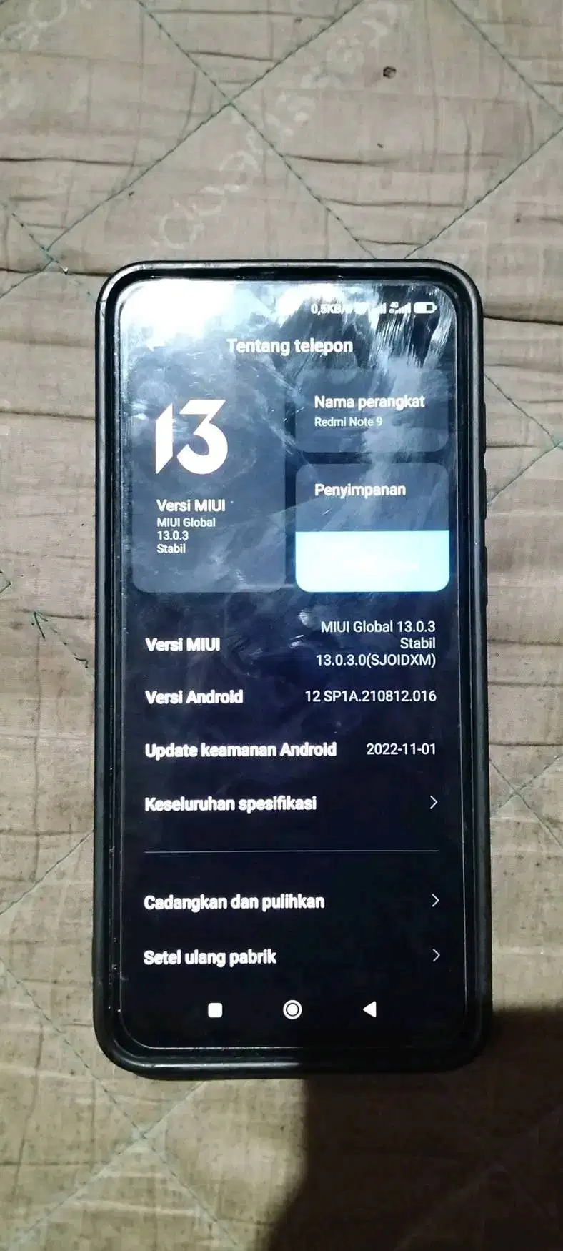 punya hp redmi note 9 ram 6+2/128 lecet pemakaian fullset mahar