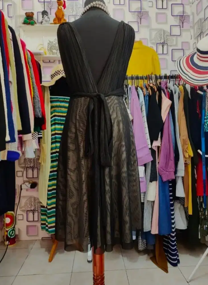 Overall Hitam Cantik