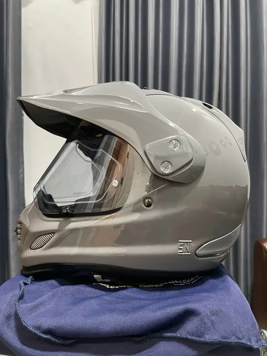 Arai Tour Cross 3