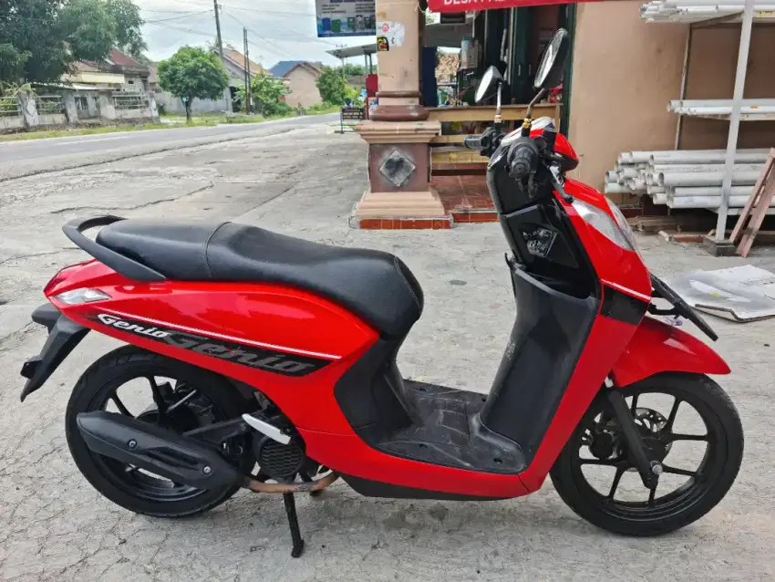 HONDA GENIO MERAH 2019