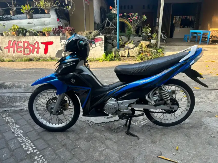 Jupiter z thn 2010 plat AB Sleman