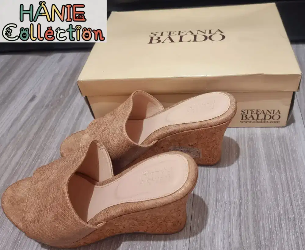 Stefania Baldo-Size 39-Biscuit