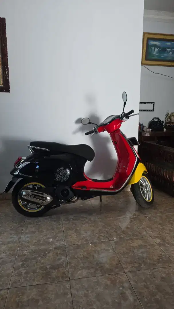 Dijual Vespa Primavera 150 limited edition