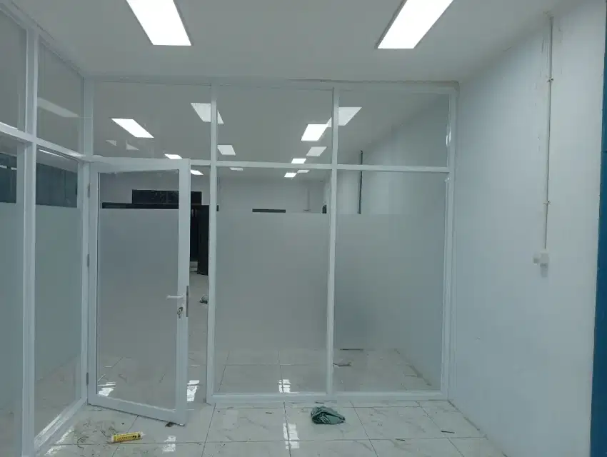 Murah!! Pintu kaca dan partisi kaca aluminium
