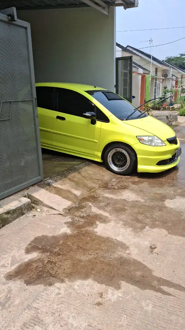 Di jual Honda city 2005