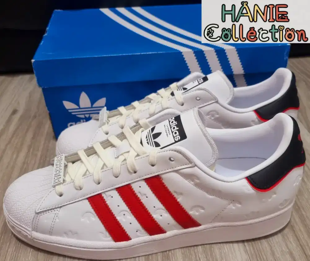 Adidas-Size 44.5-White Strips Red